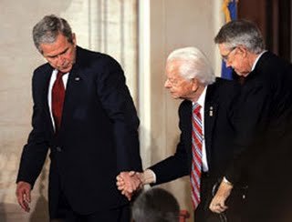 Geroge W. Bush with Senator Robert Byrd
