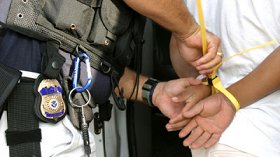 Illegal-Alien-in-Handcuffs